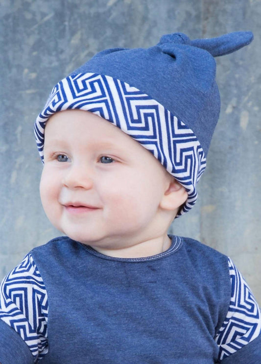 ZIGZAG HAT FOR BABY BOYS