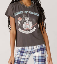 Daydreamer - GNR WELCOME TO JUNGLE GIRLFRIEND T-SHIRT