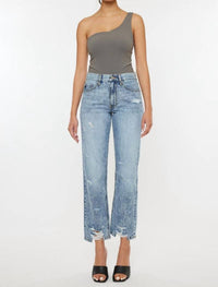 TREVIE ULTRA HIGH RISE STRAIGHT LEG JEANS