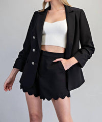 Ee:Some - Sleek Edge Scallop Shorts