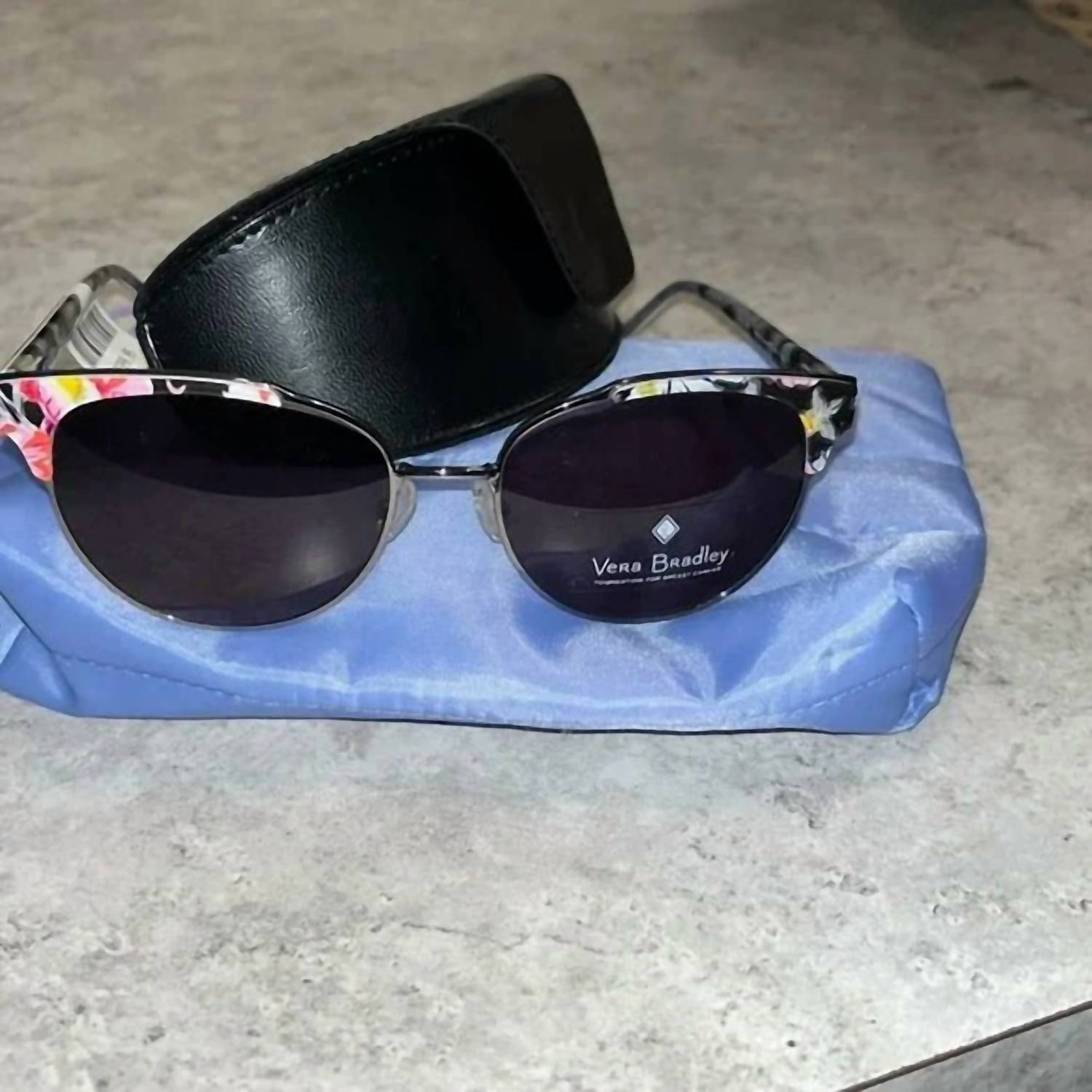 Vera Bradley - Women's Cat-eye Sunglasses