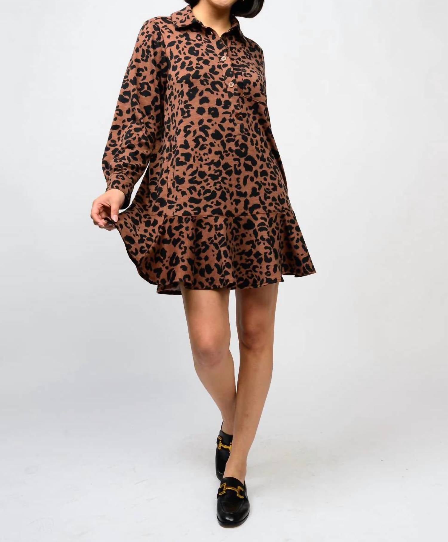 Ivy Jane - Leopard Knit Shirtdress