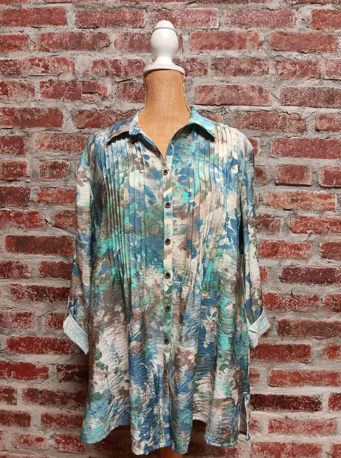 Multiples - Cinched Cuff 3/4 Sleeve Button Up Top