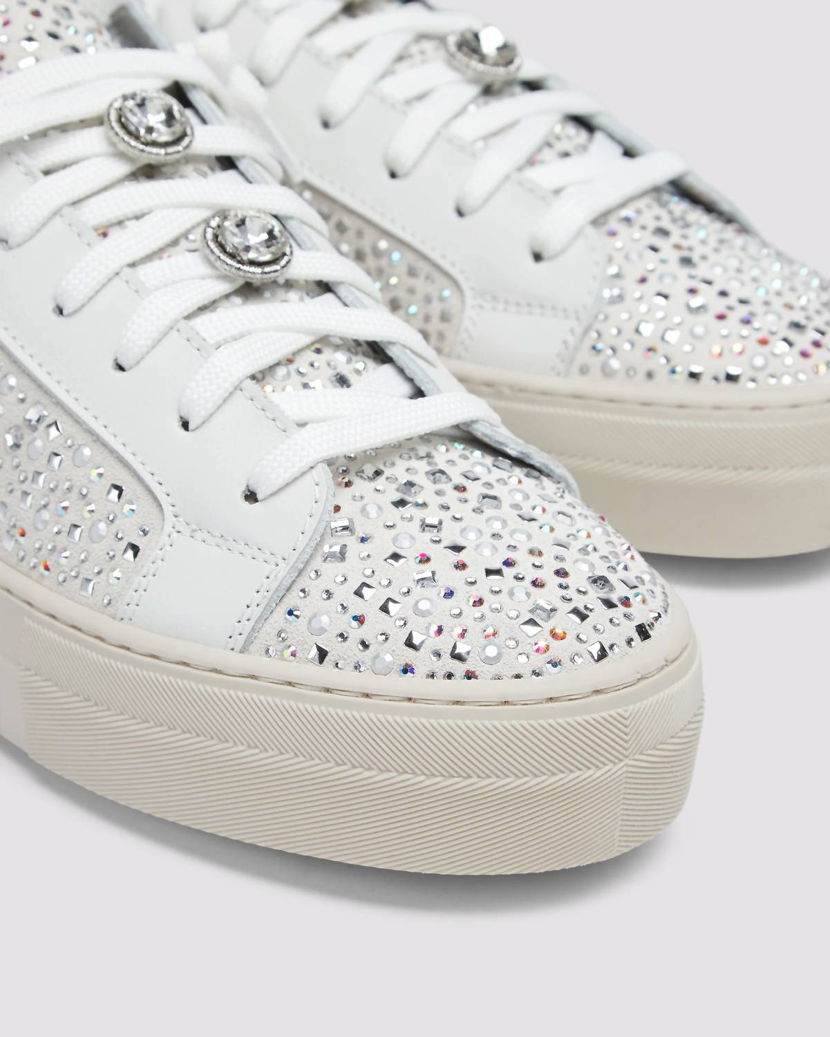 P448 Women's Thea Multi Strass Sneaker