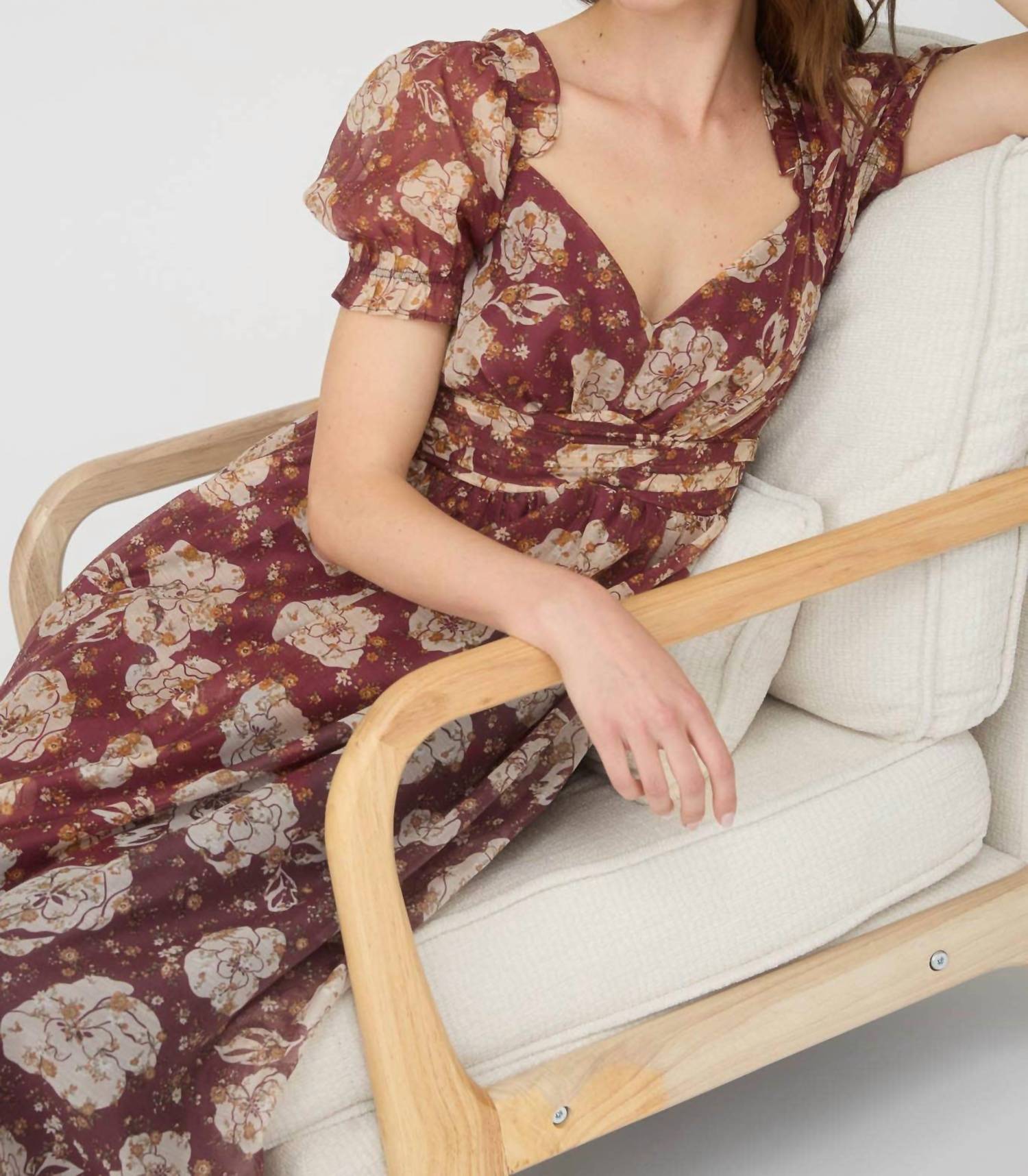 Blu Pepper - Floral Sweetheart Neck Back Tie Midi Dress