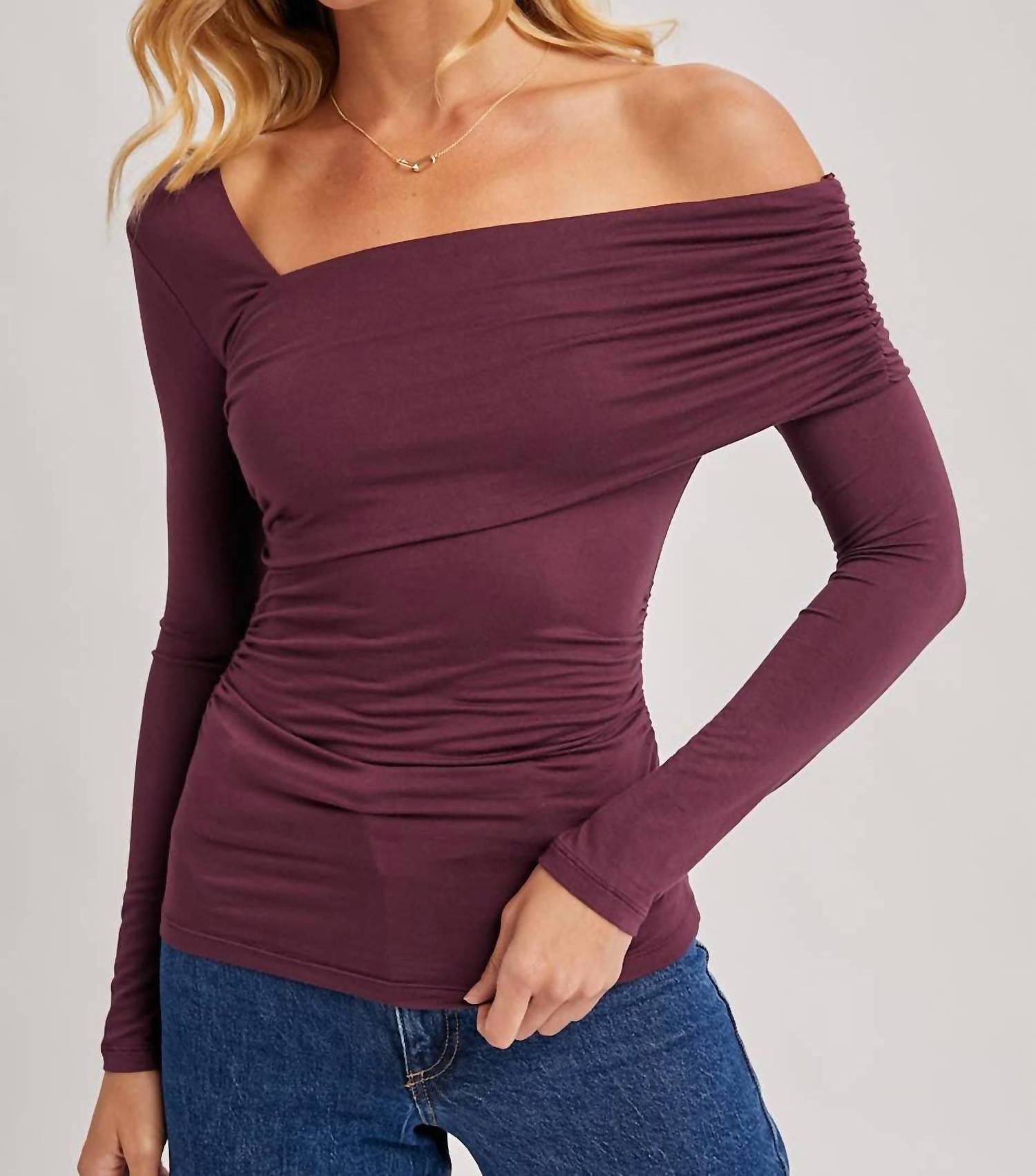 Bluivy - Women's Asymmetric Knit Top