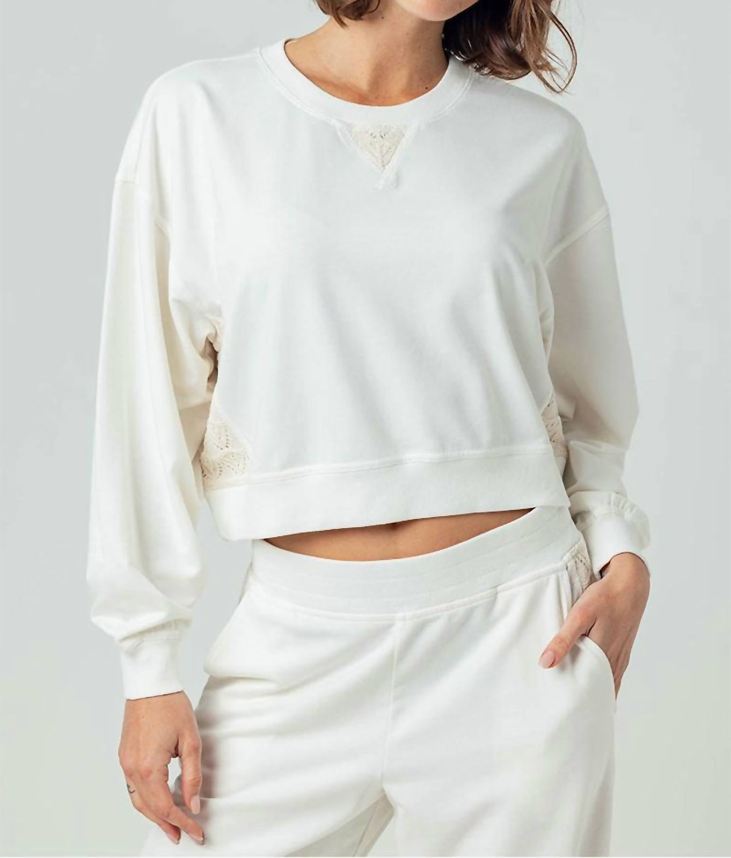 Sundays - Coralie Crew Sweatshirt