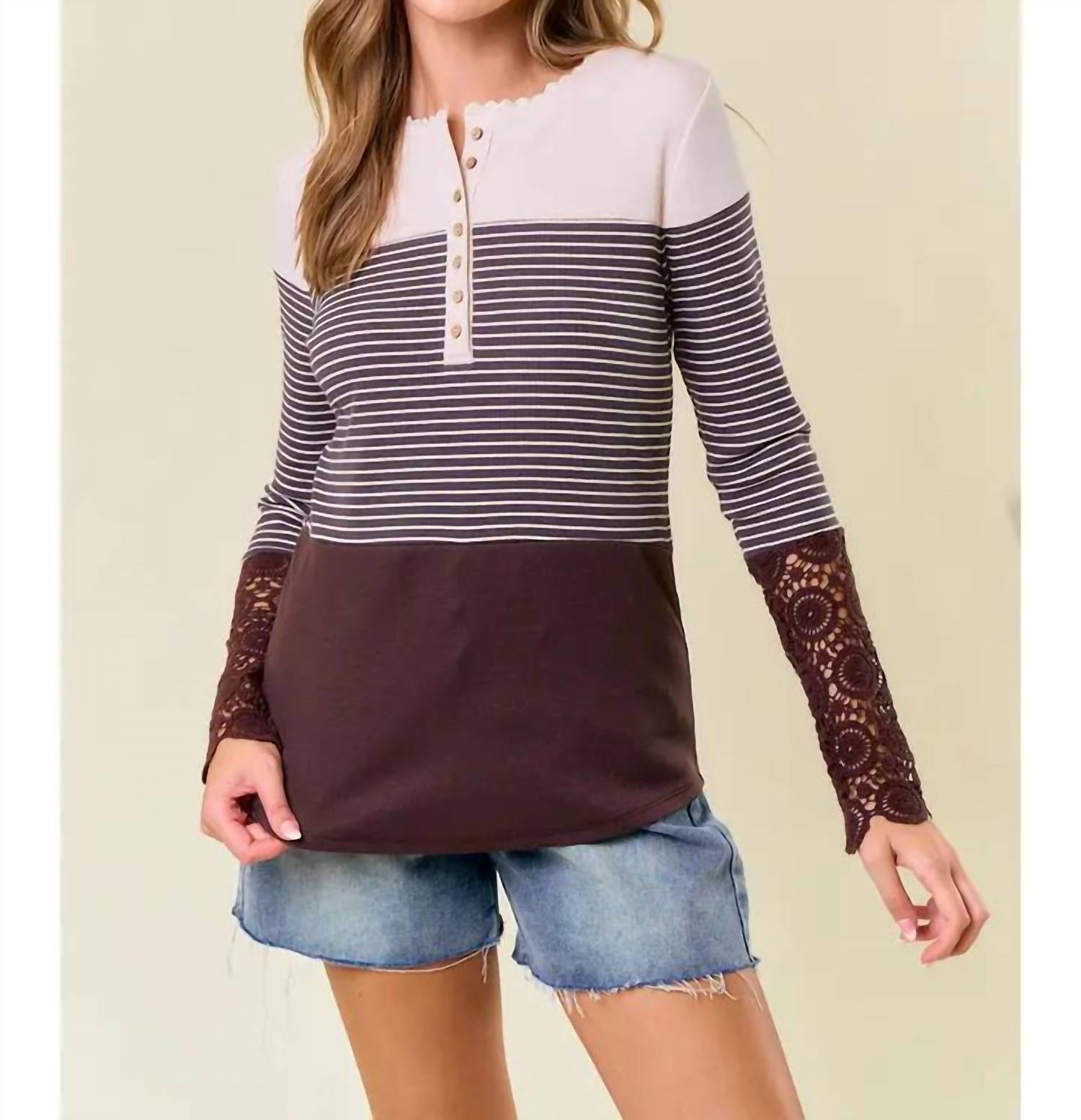 Doe And Rae - Colorblock Henley Top