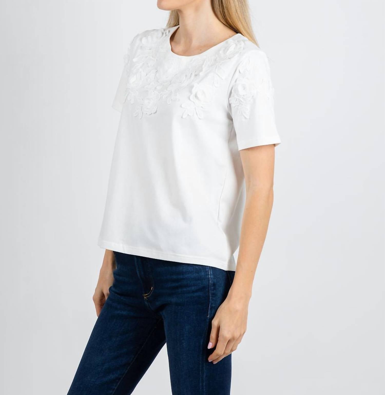Leo & Ugo - Brianne Crew Neck Flower Top