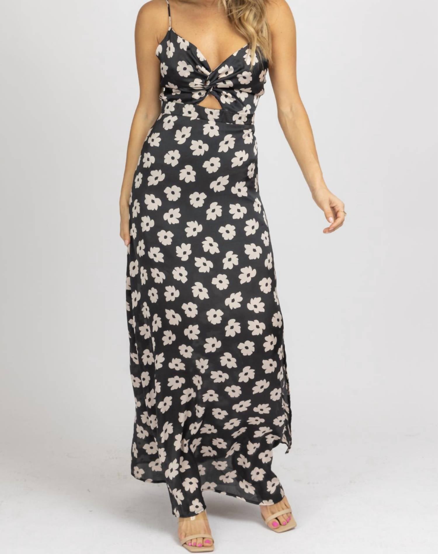 Dee Elly - Floral Twist Maxi Dress