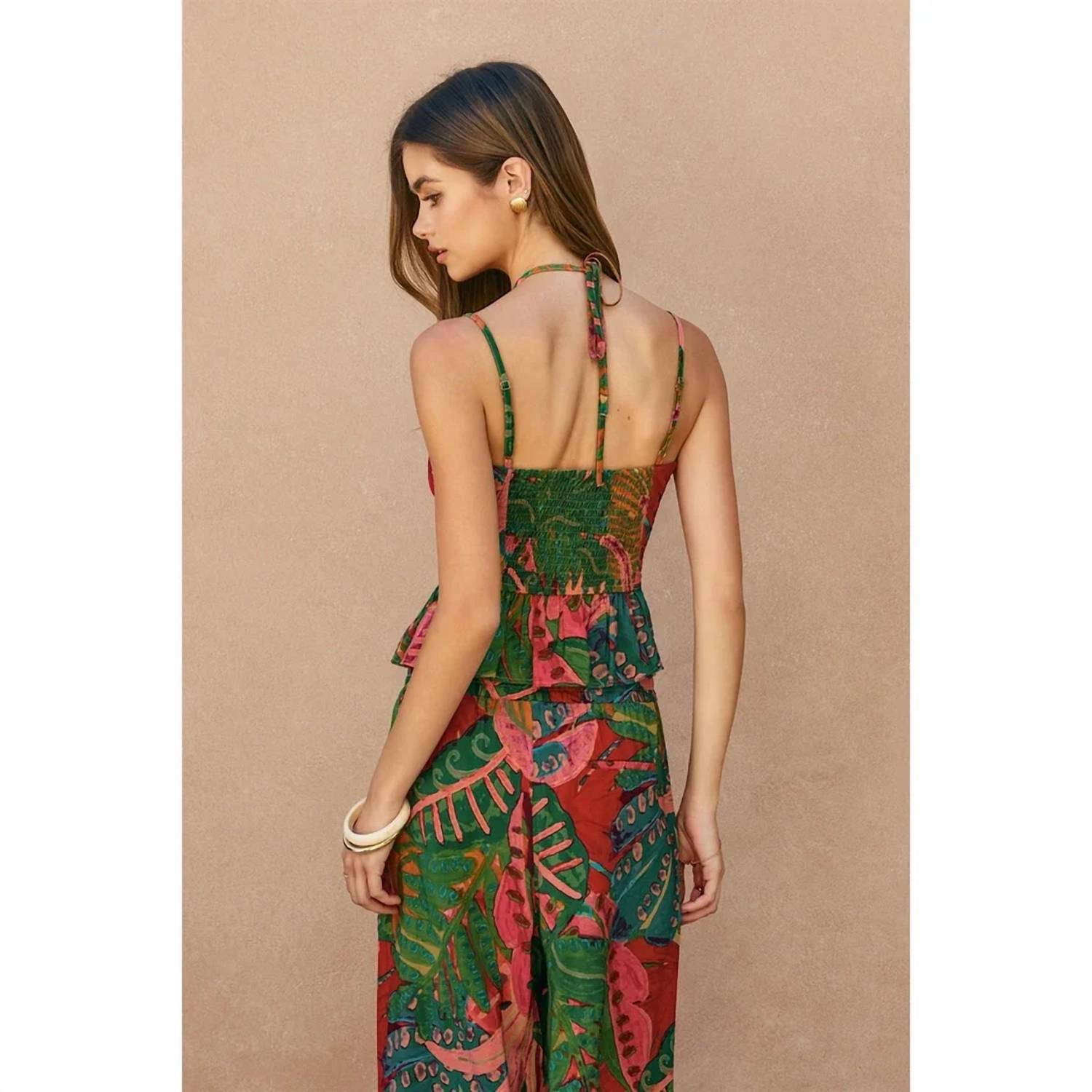 Dress Forum - Drawing Dream Ruched Keyhole Halter Top
