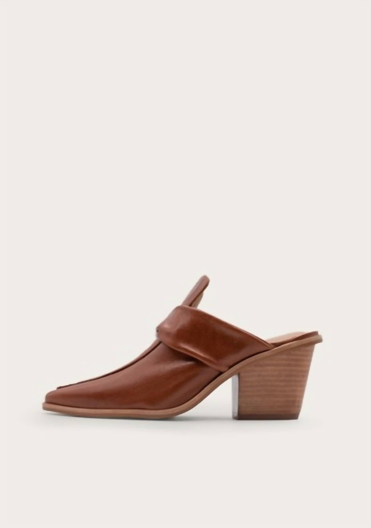 Kaanas - Women's Meridiana Distressed Loafer Mule