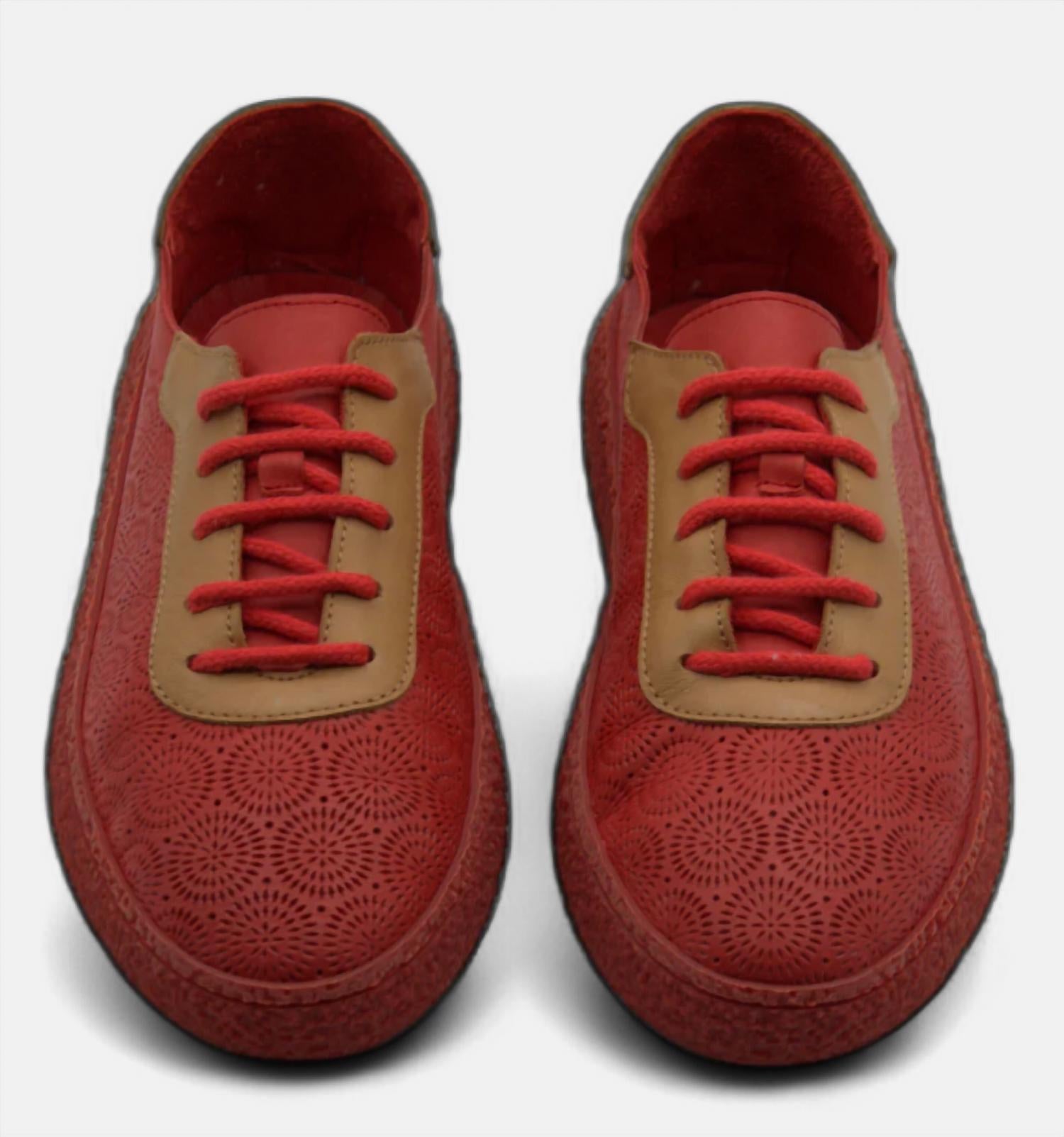 Lusso Beni - Women's Colette Sneaker