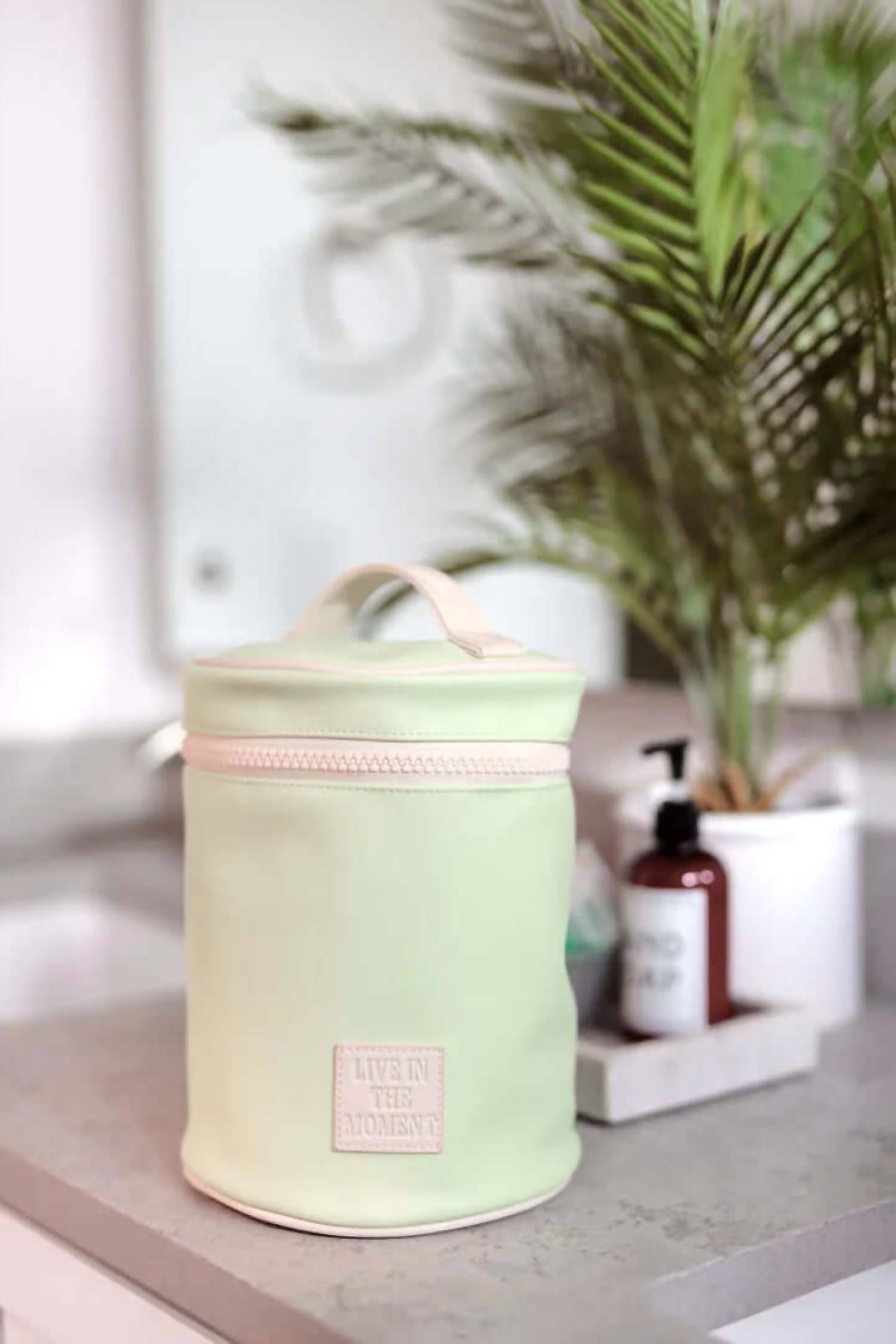 Jadelynn Brooke - Women's Barrel Toiletry Bag