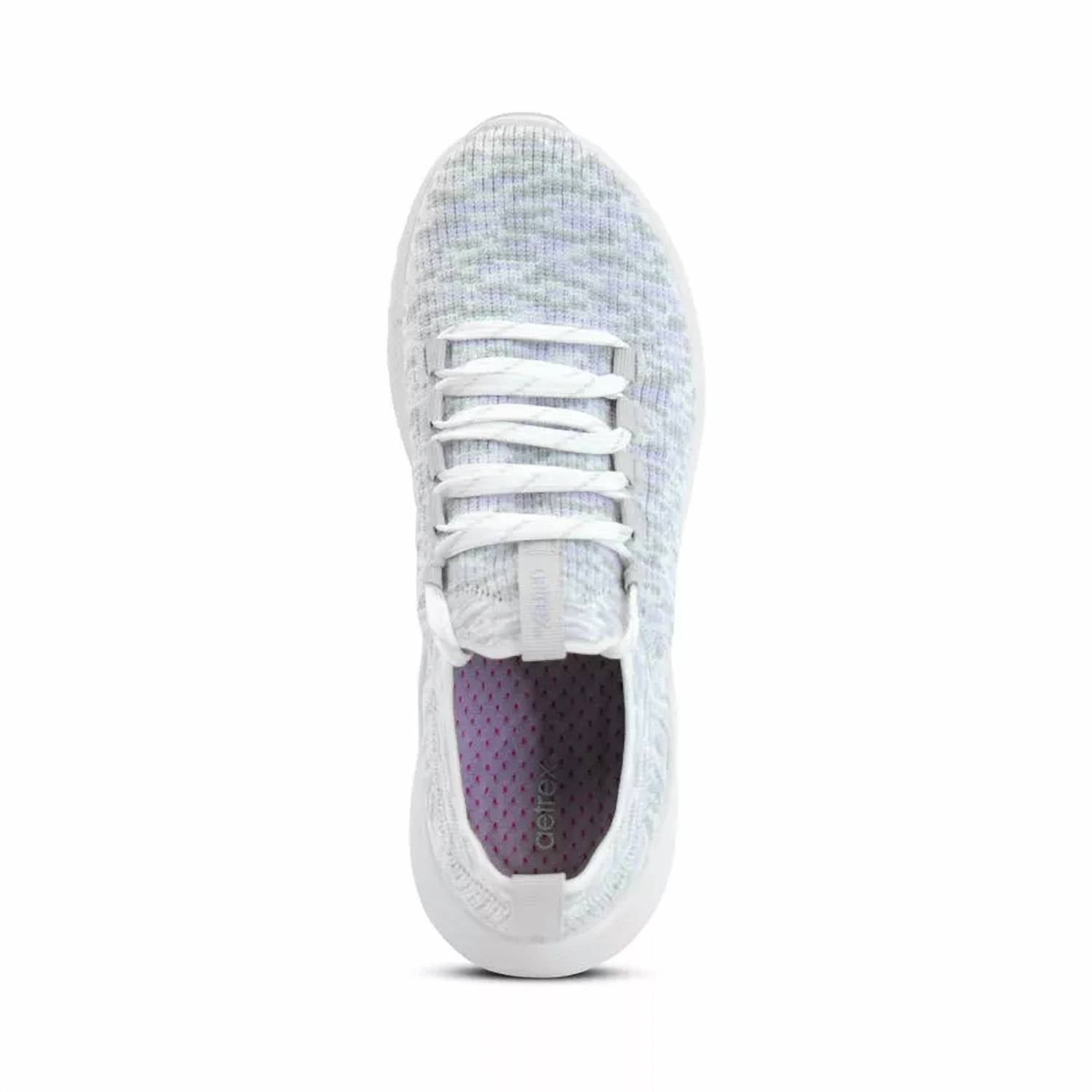 Aetrex - Women's Carly Arch Support Sneaker