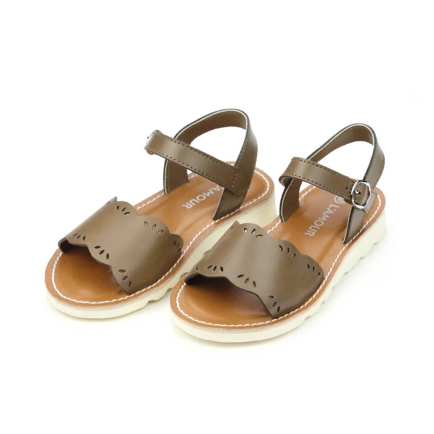 L'Amour - Girl's Ella Scalloped Sandal - Toddler