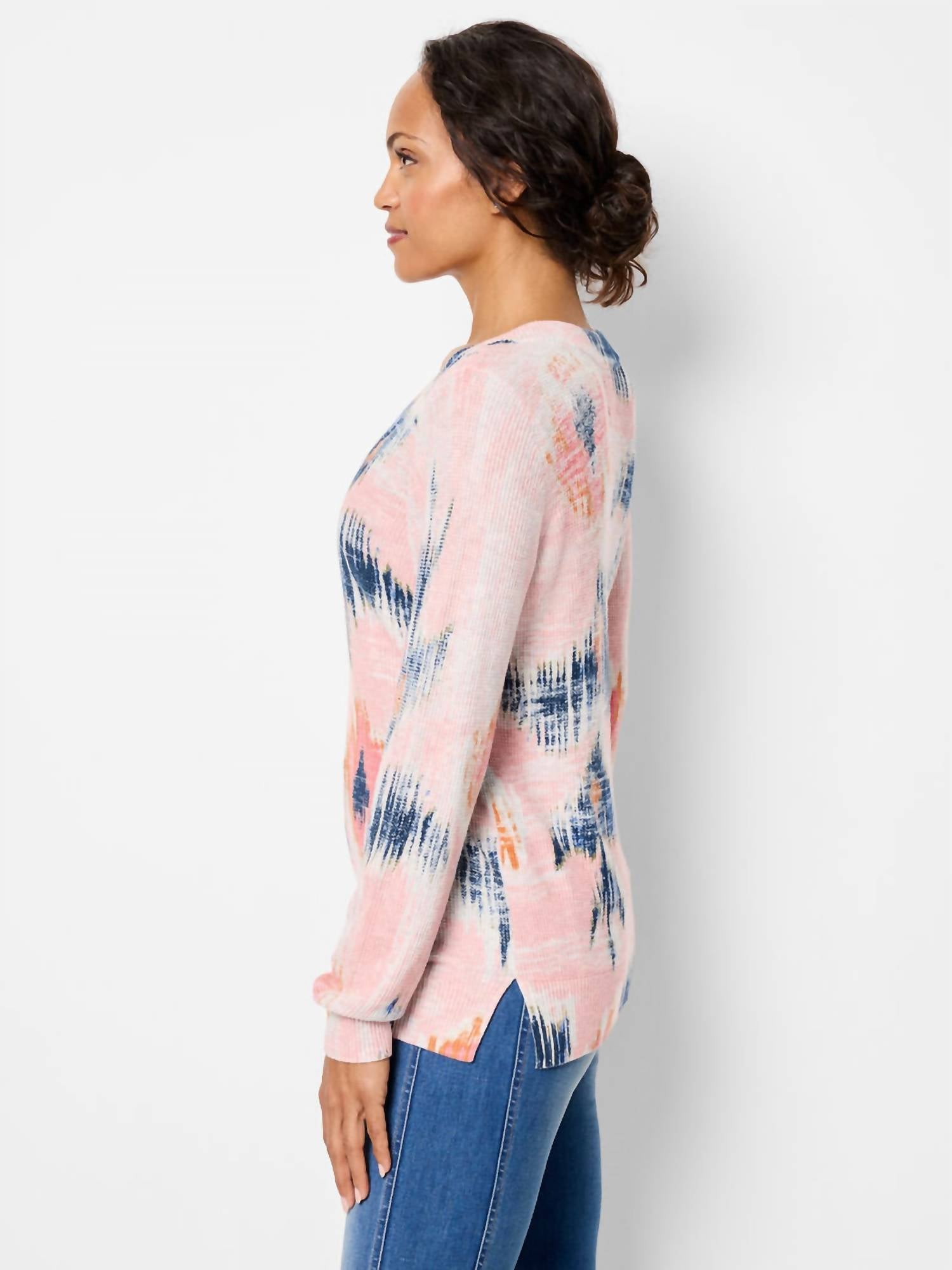 Nic + Zoe - Alivia Abstract Floral Waffle Stitch V-neck Sweater