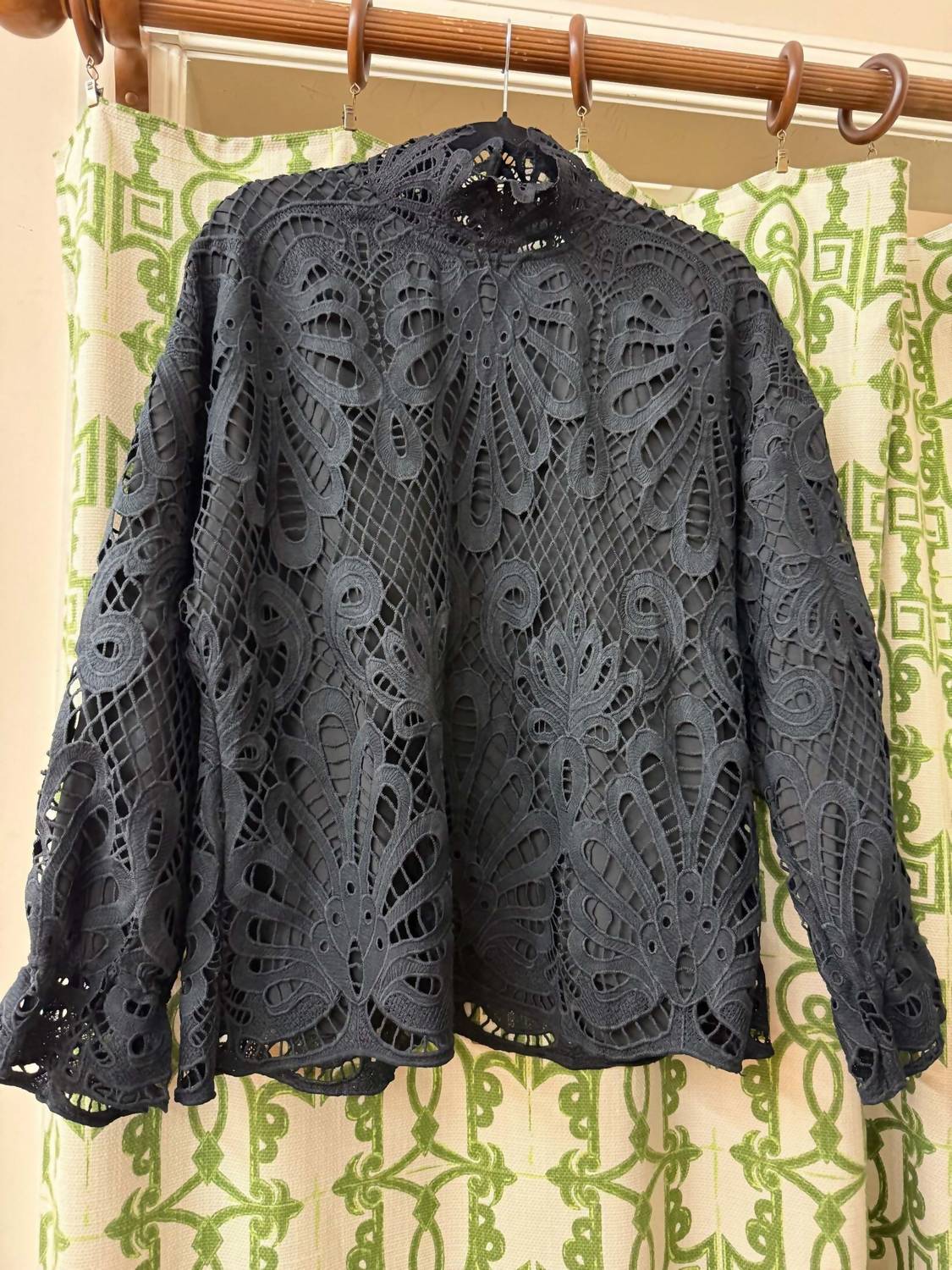Jade - Women's Embroidered Pullover Top