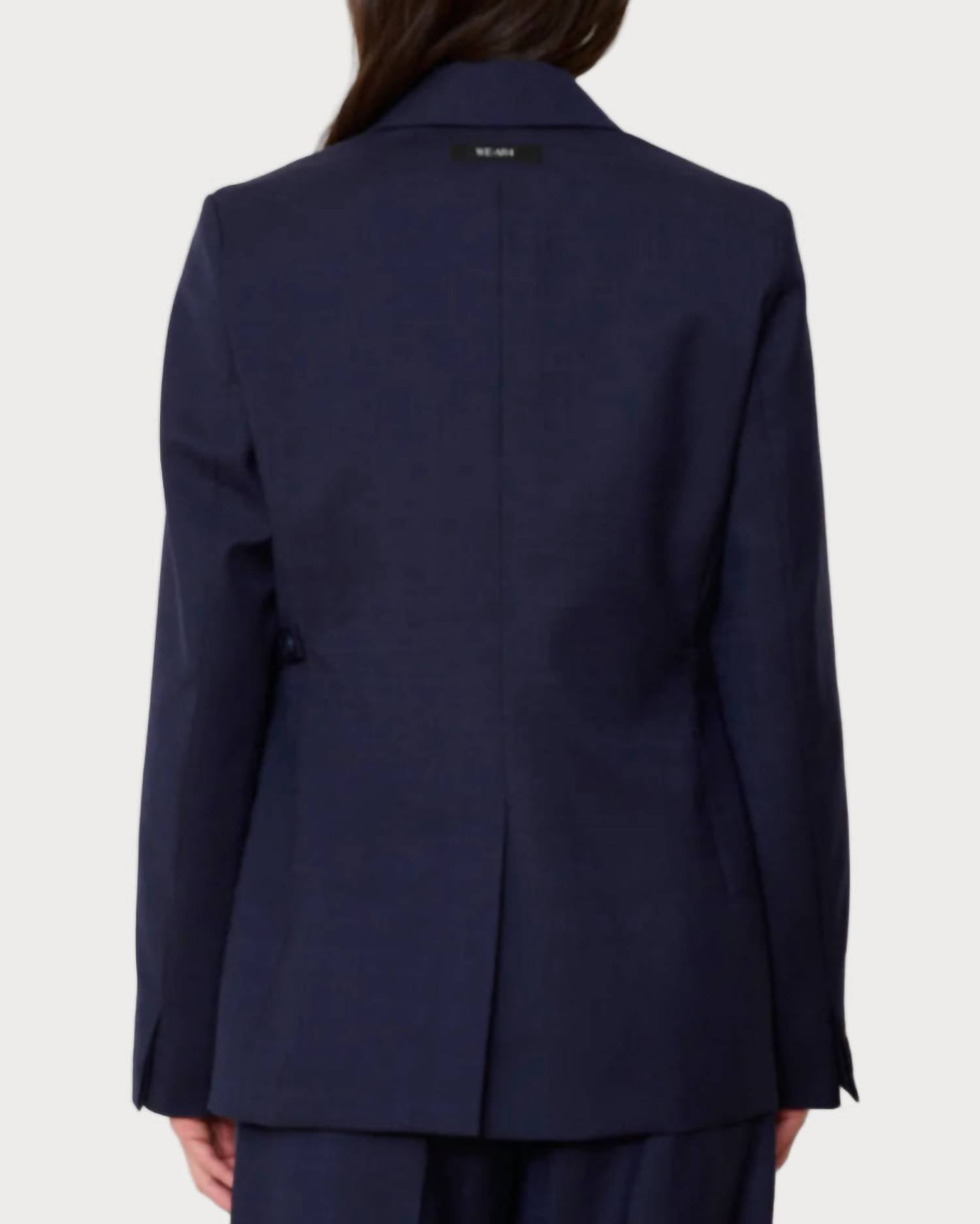 We-Ar4 - The Smoking Blazer