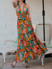 Angie - V-neck Maxi Dress