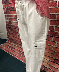 Tempo Paris - Women's Living On The Edge Pull-on Cargo Pants