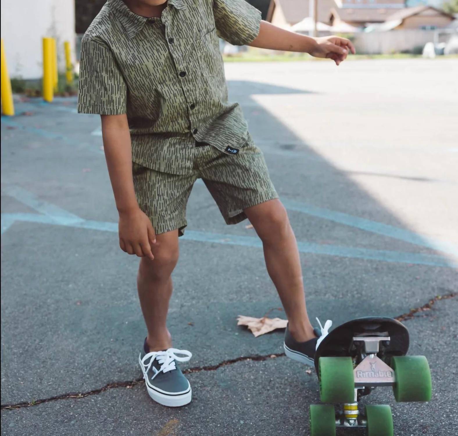 Tiny Whales - Kids' Explorer Button Up Shirt