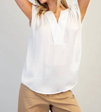 Ee:Some - Solid V-neck Cap Sleeve Top