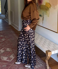GLAM Savannah Chic Wide Leg Pants in navy - women's pants - detail view