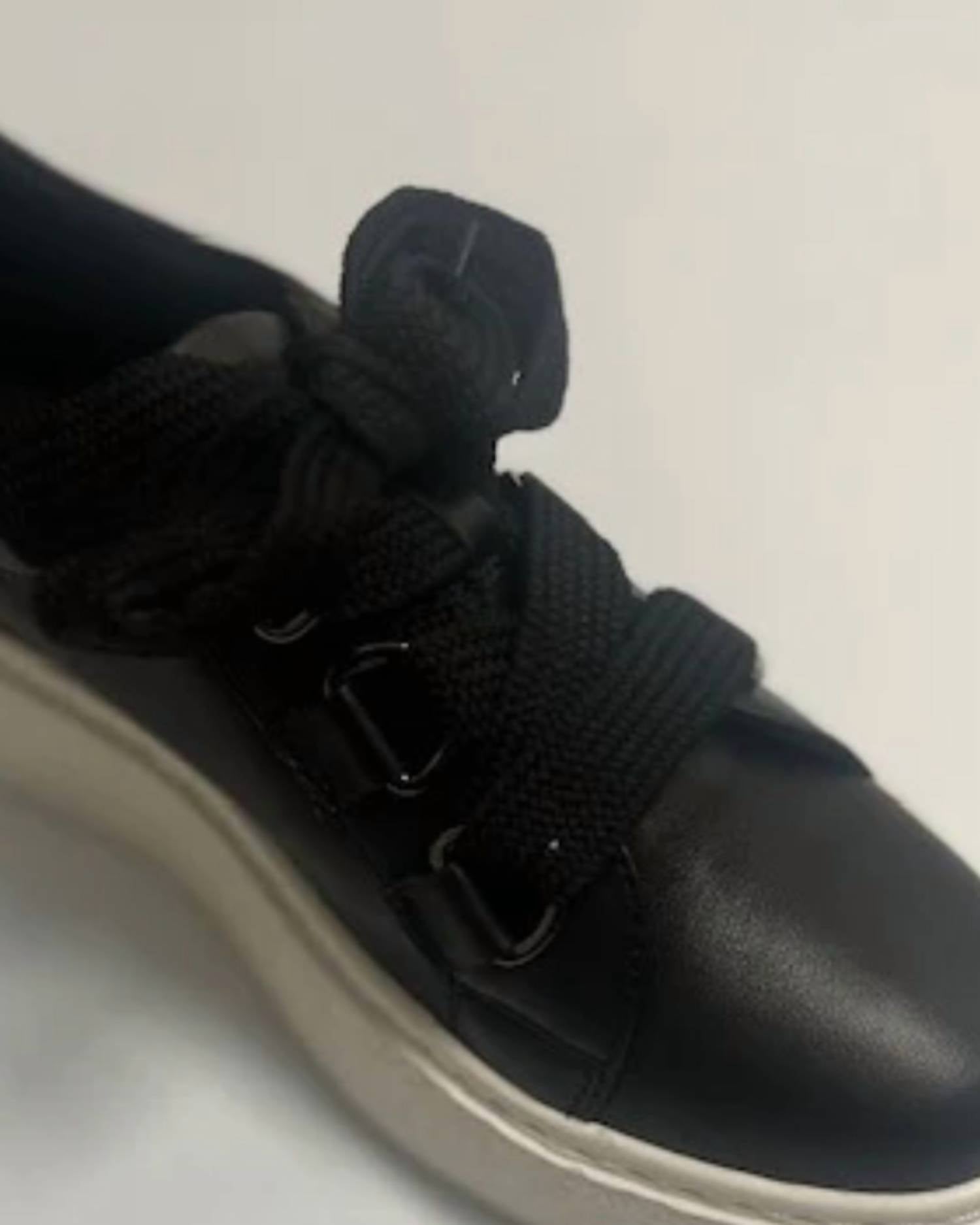 Vaneli - Women's Yevka Nappa Sneaker