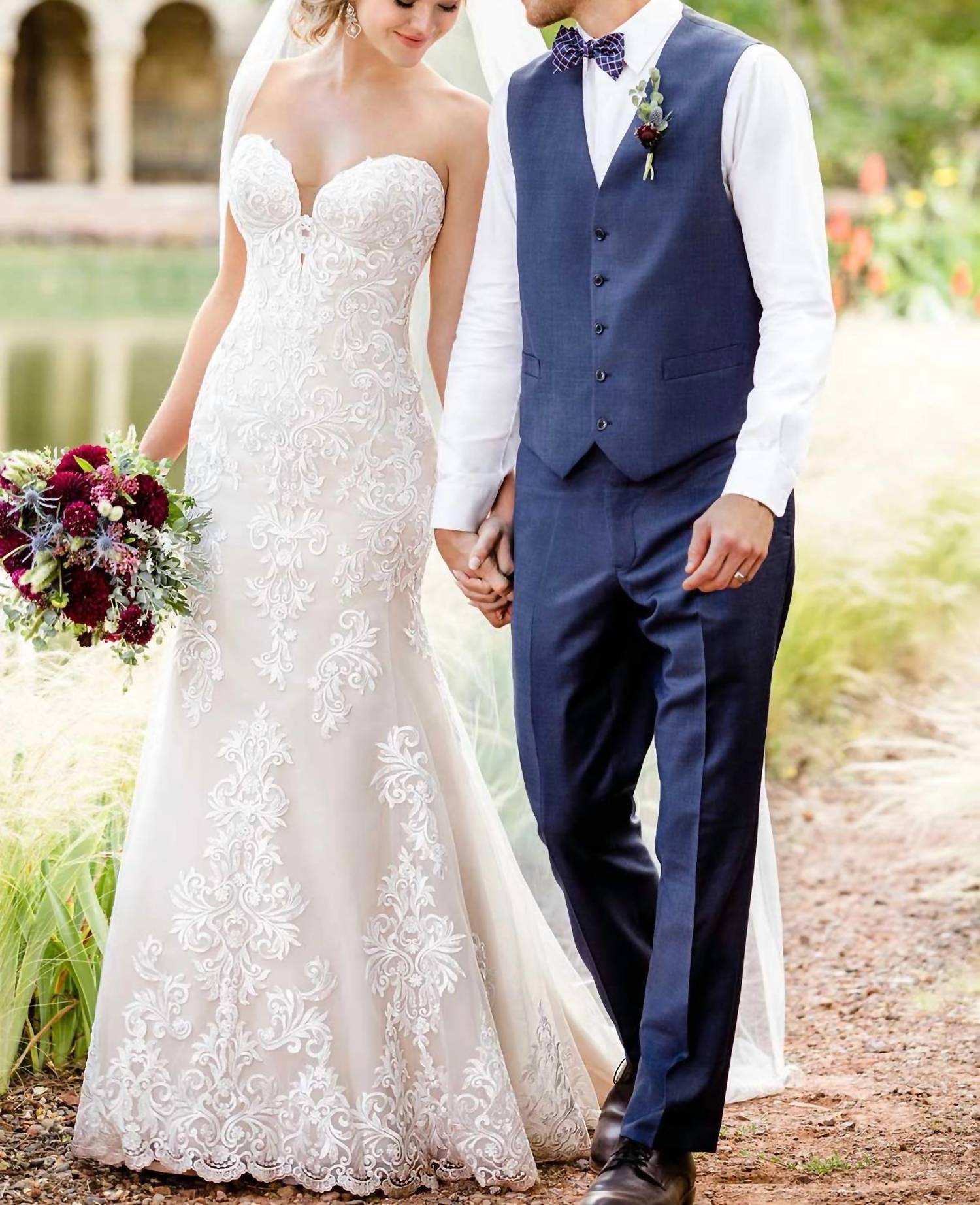 Essence Of Australia - Romantic Vintage Lace Wedding Gown