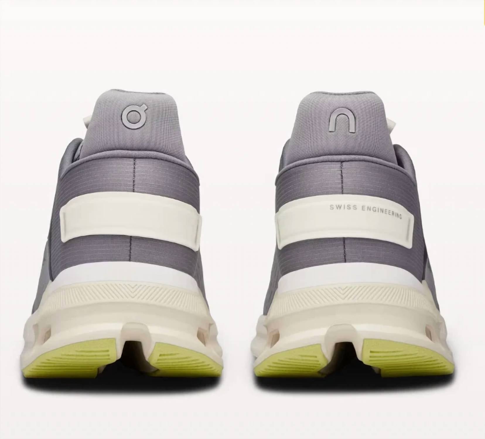 On - Women's Cloudnova Flux Sneaker
