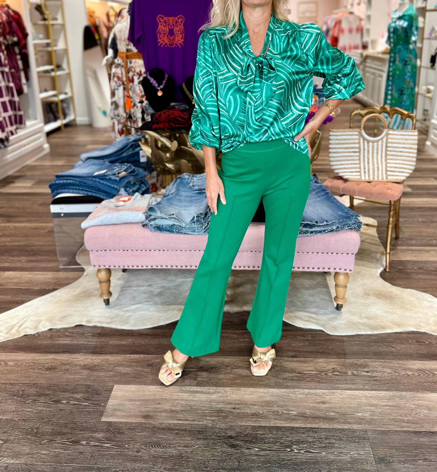 Jade - Front Seaming Ponte Bell Ankle Pant