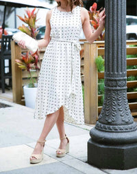 Amaryllis - Sleeveless Crew Neck Clip Dot Tulip Hem Midi Dress