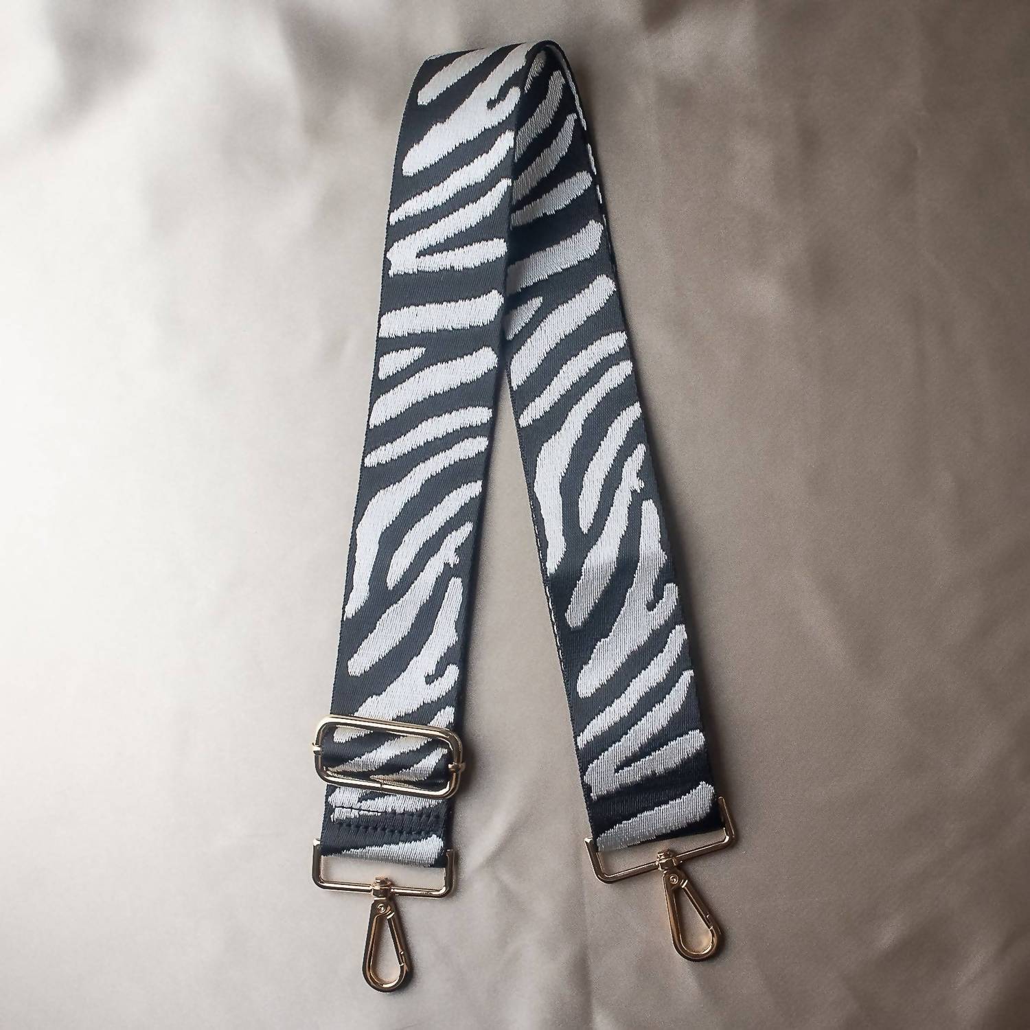 Lauren Lane - Women's Tiger Striped Detachable Adjustable Crossbody Purse Bag Strap