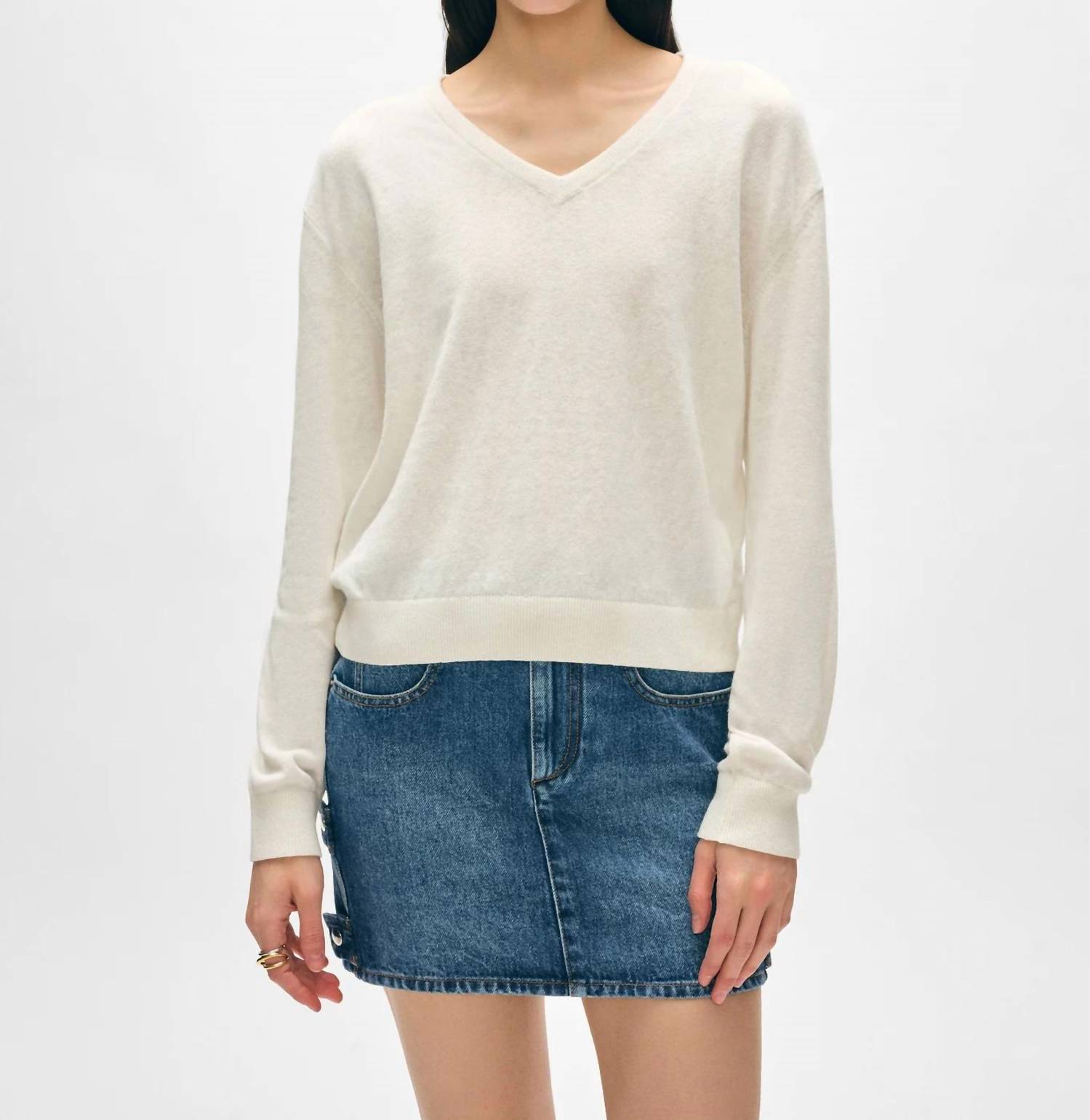 White + Warren - Organic Cotton Blend Rib Trim V-neck