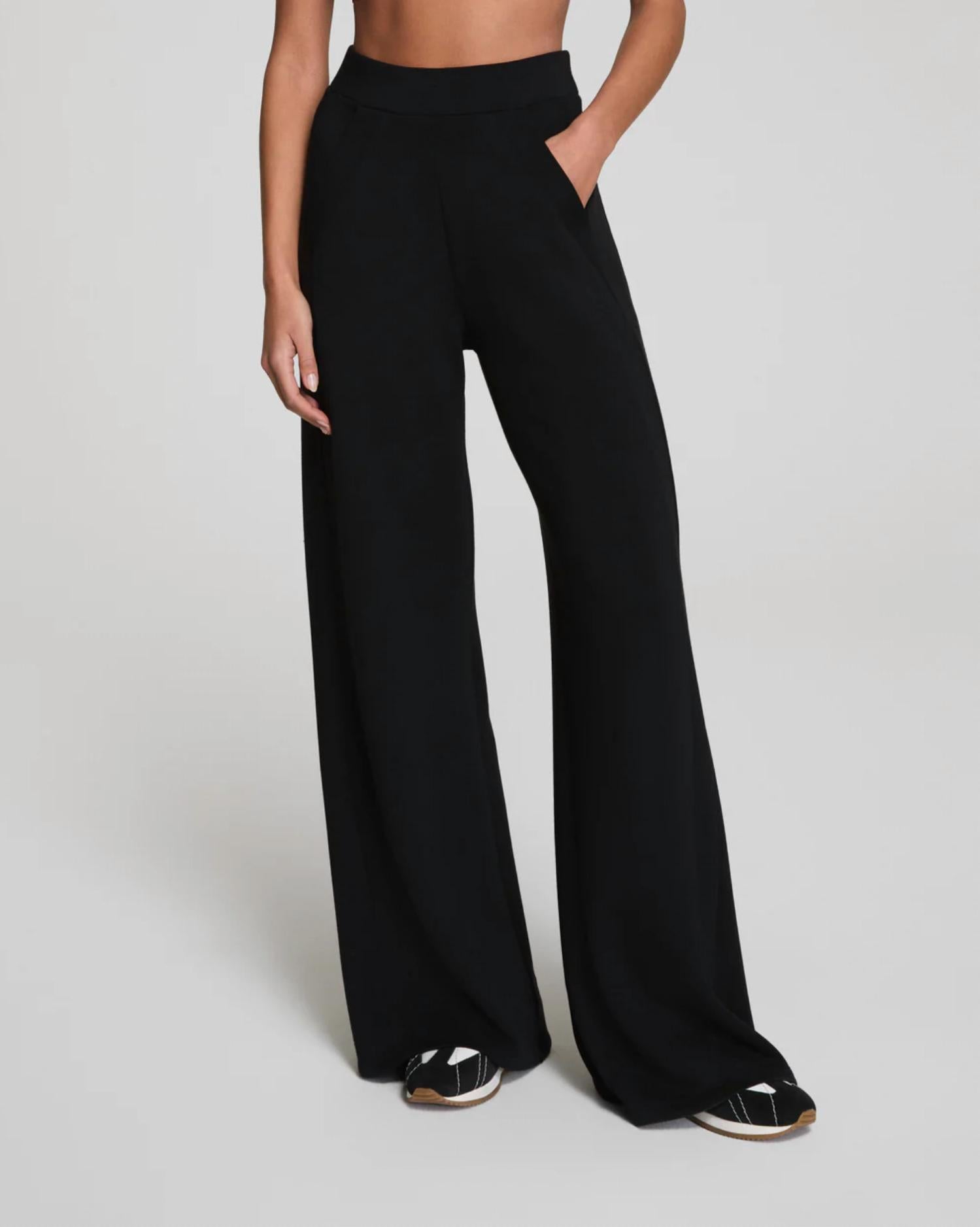 Spanx - Airessential Wide Leg Pant