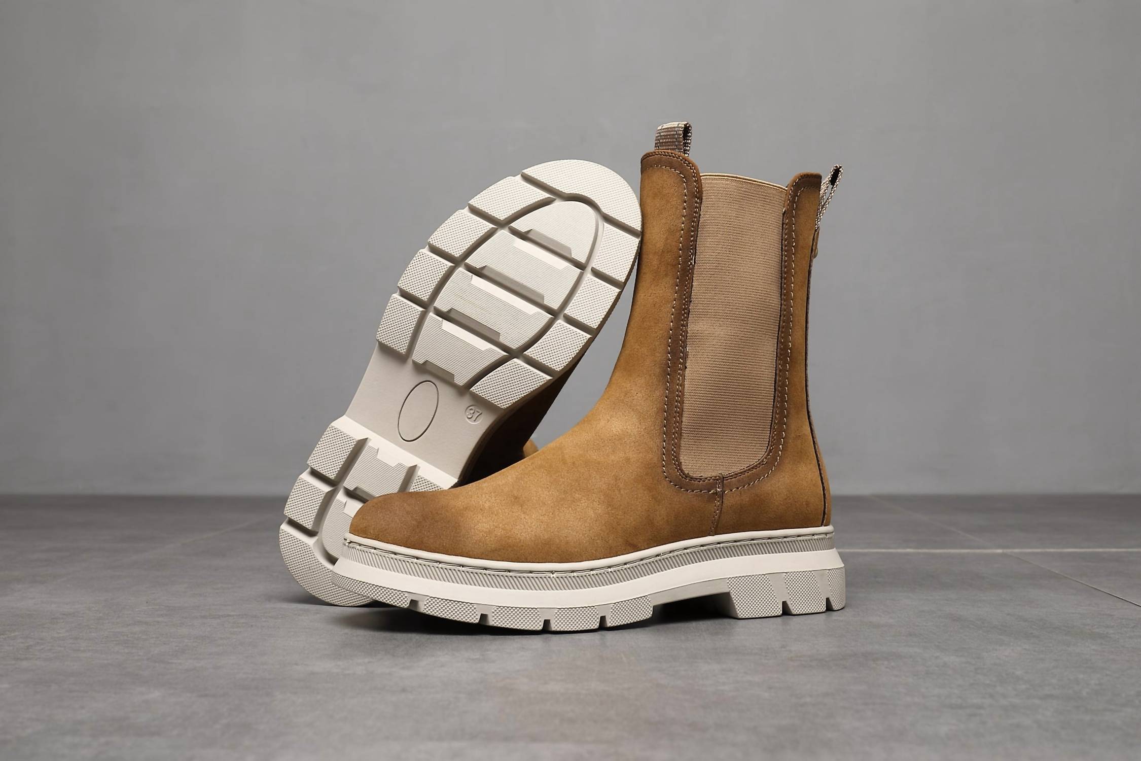 Top Staka - Women's Mid Calf Boots