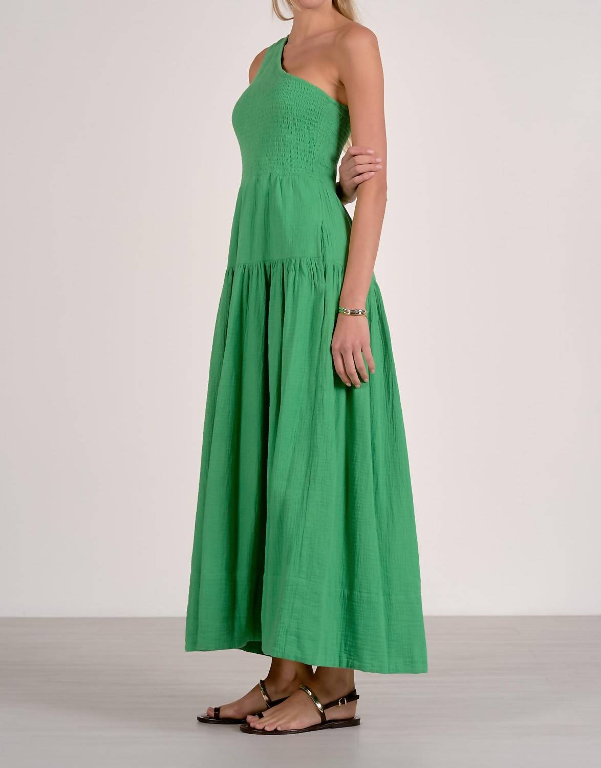 Elan - Cold Shoulder Maxi Dress