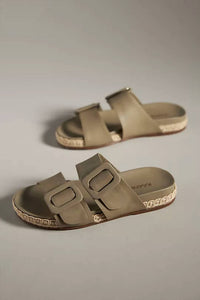 Kaanas - Women's Tumbes Leather Pool Slide
