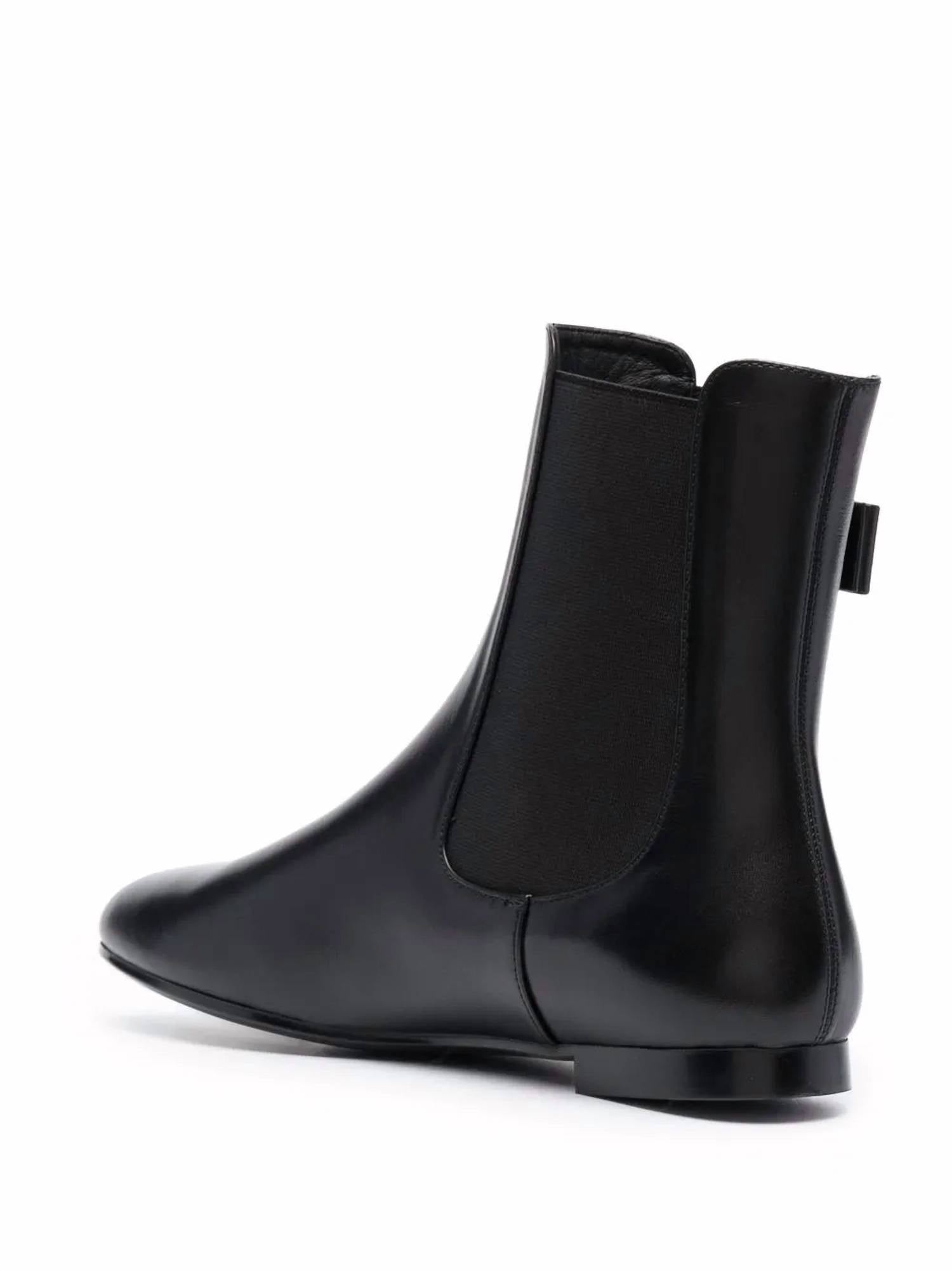 Salvatore Ferragamo - Salvatore Ferragamo Woman Black Bootie