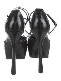 Arielle Baron - Preloved Women's Leather Embossed D'orsay Pumps