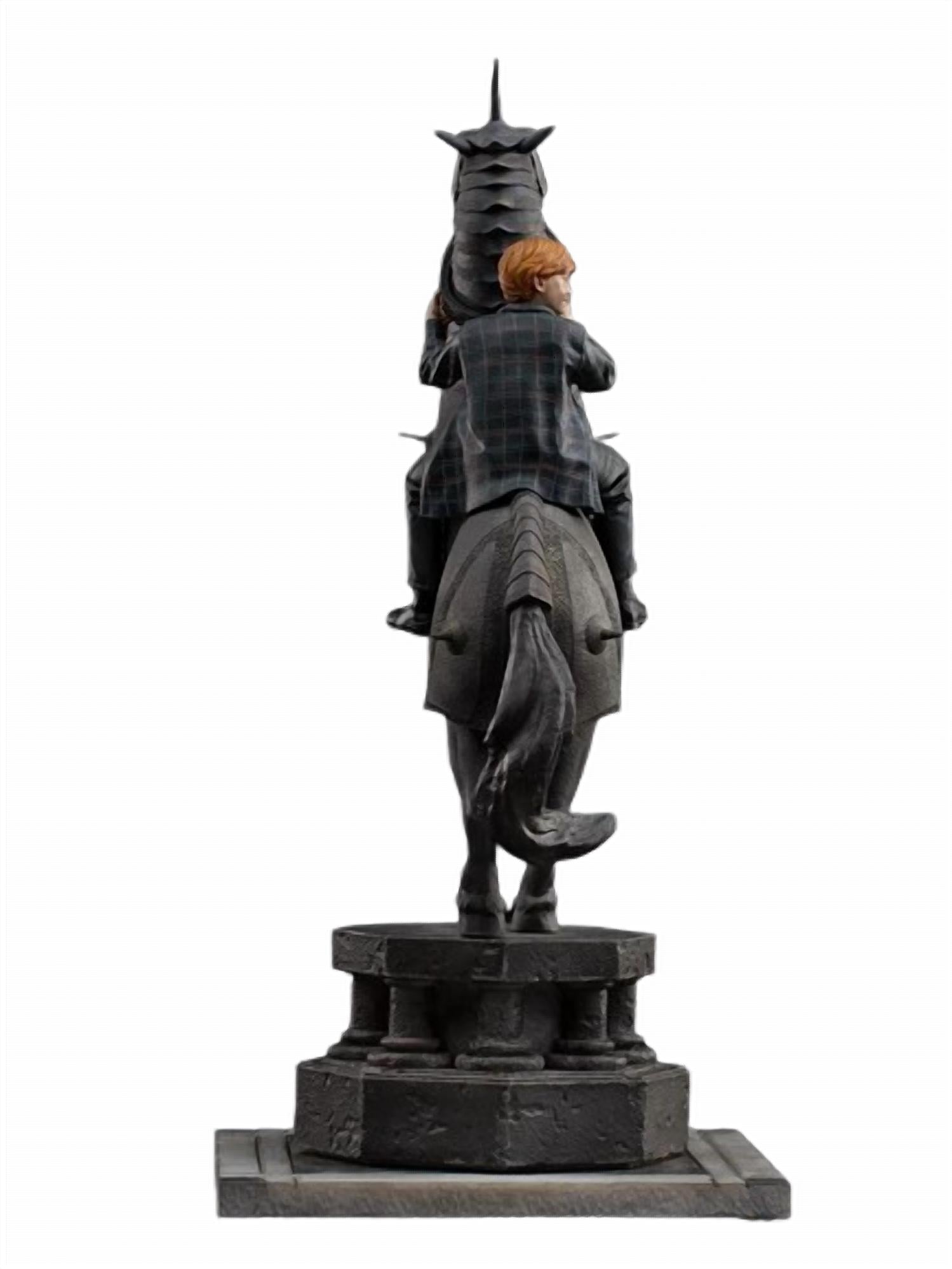 Iron Studios - Ron Weasley at The Wizard Chess Deluxe Art Scale 1/10 - Harry Potter