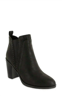 MIA Women's Lorenza Heeled Booties in black - women's shoe