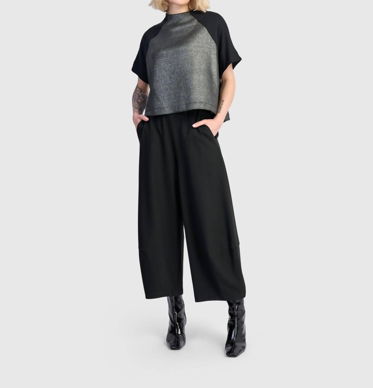 Alembika - Velma Raglan Top
