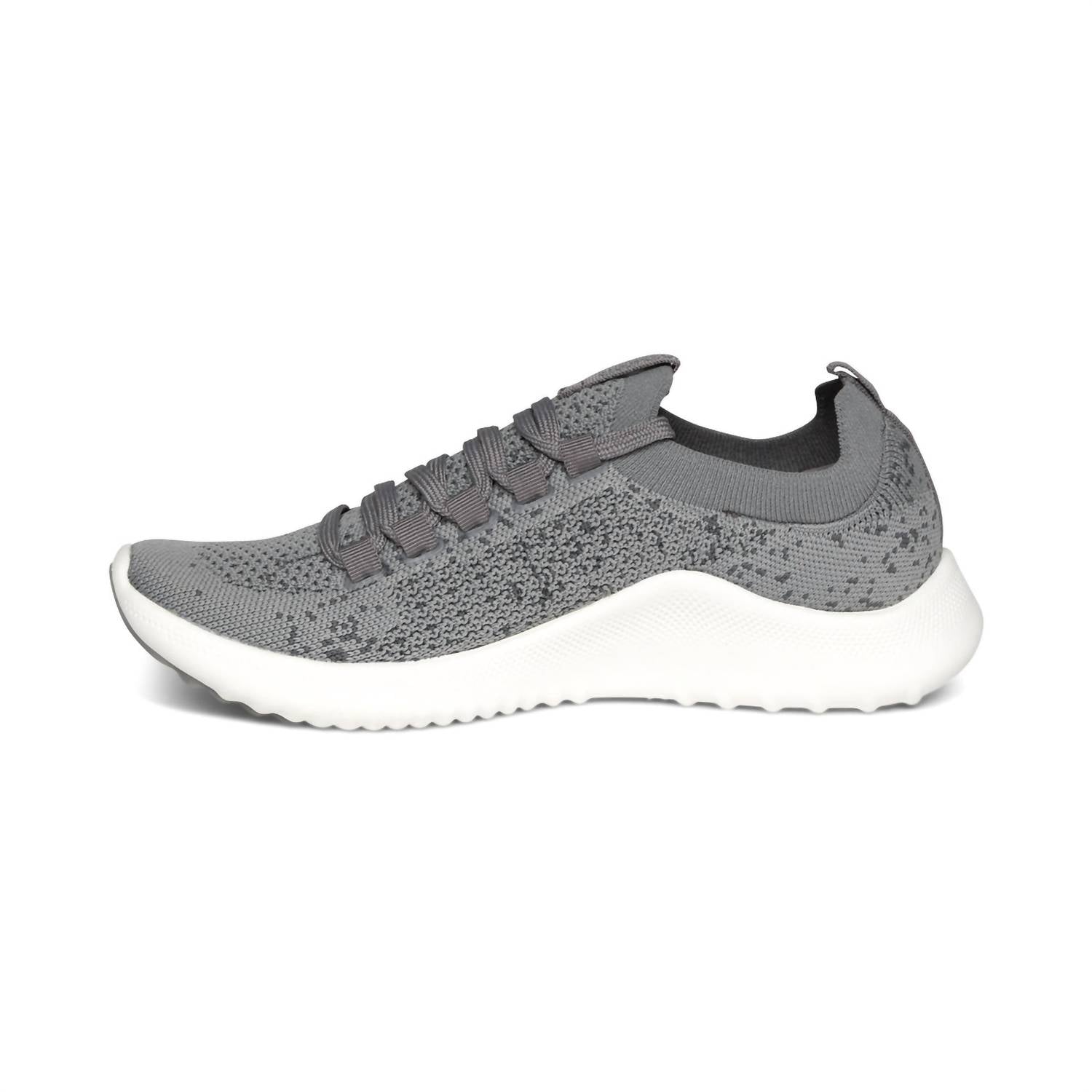 Aetrex - Women's Arch Support Sneaker