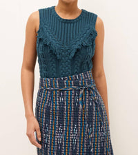 Marie Oliver - Wesley Top