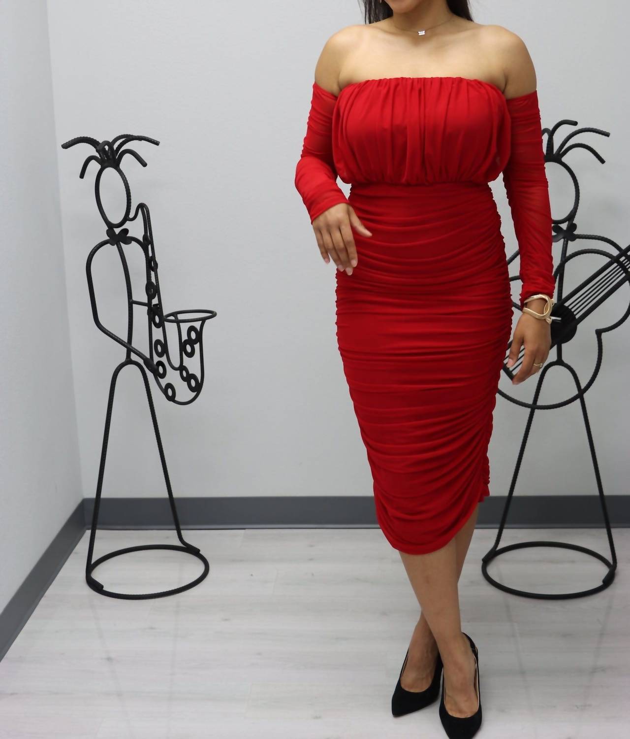 Cameo - Nicole's Ruched Off Shoulder Midi Dress