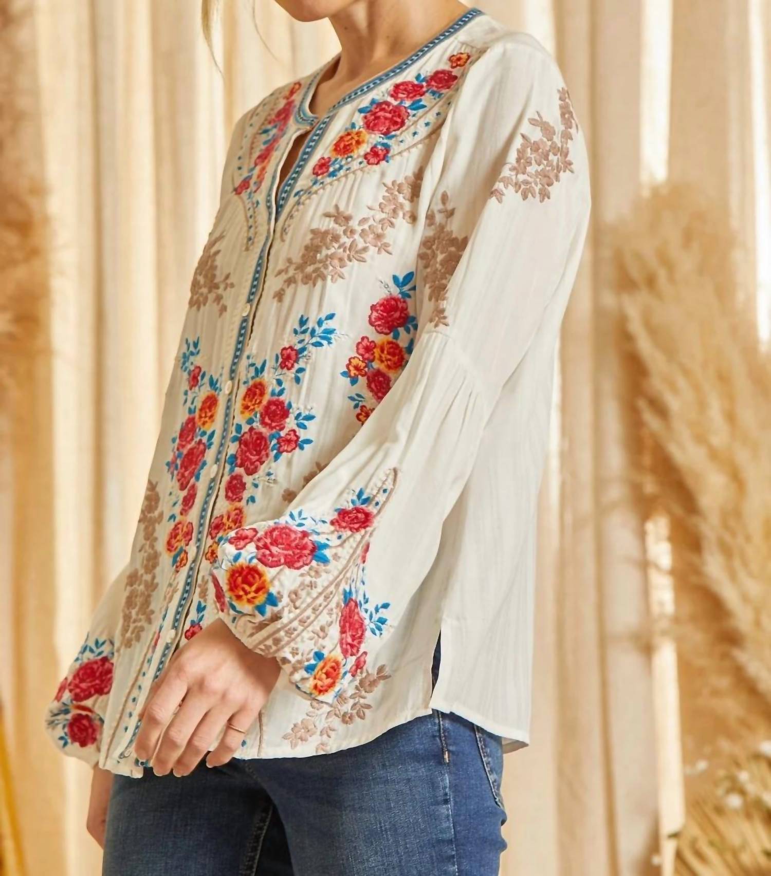 Andree By Unit - Floral Embroidered Button Down Top