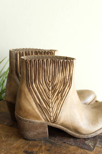 Marco Delli - Women's Marco Delli Pat Boots