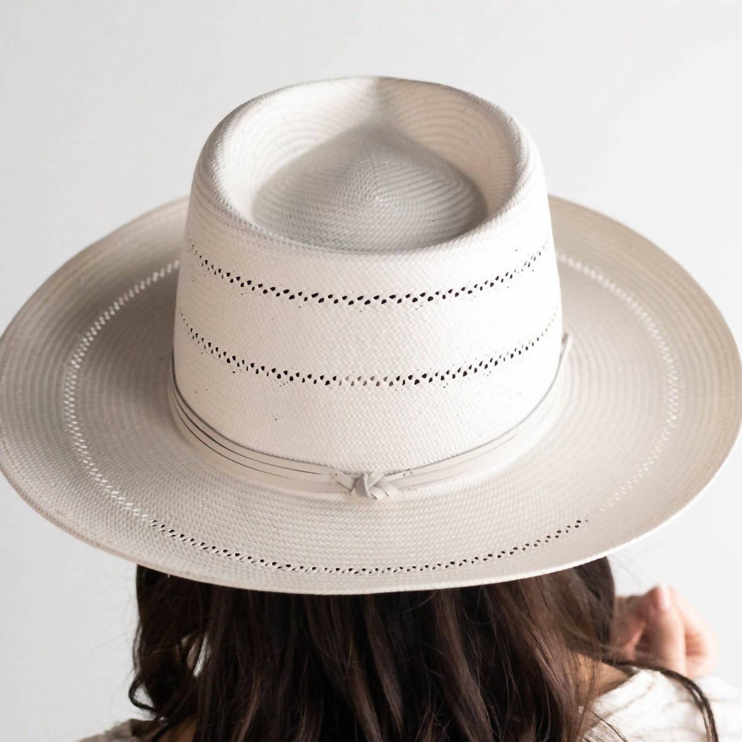 Gigi Pip Women's Arlo Straw Teardrop Fedora Blemished Hat in cream band - women's hat - detail view